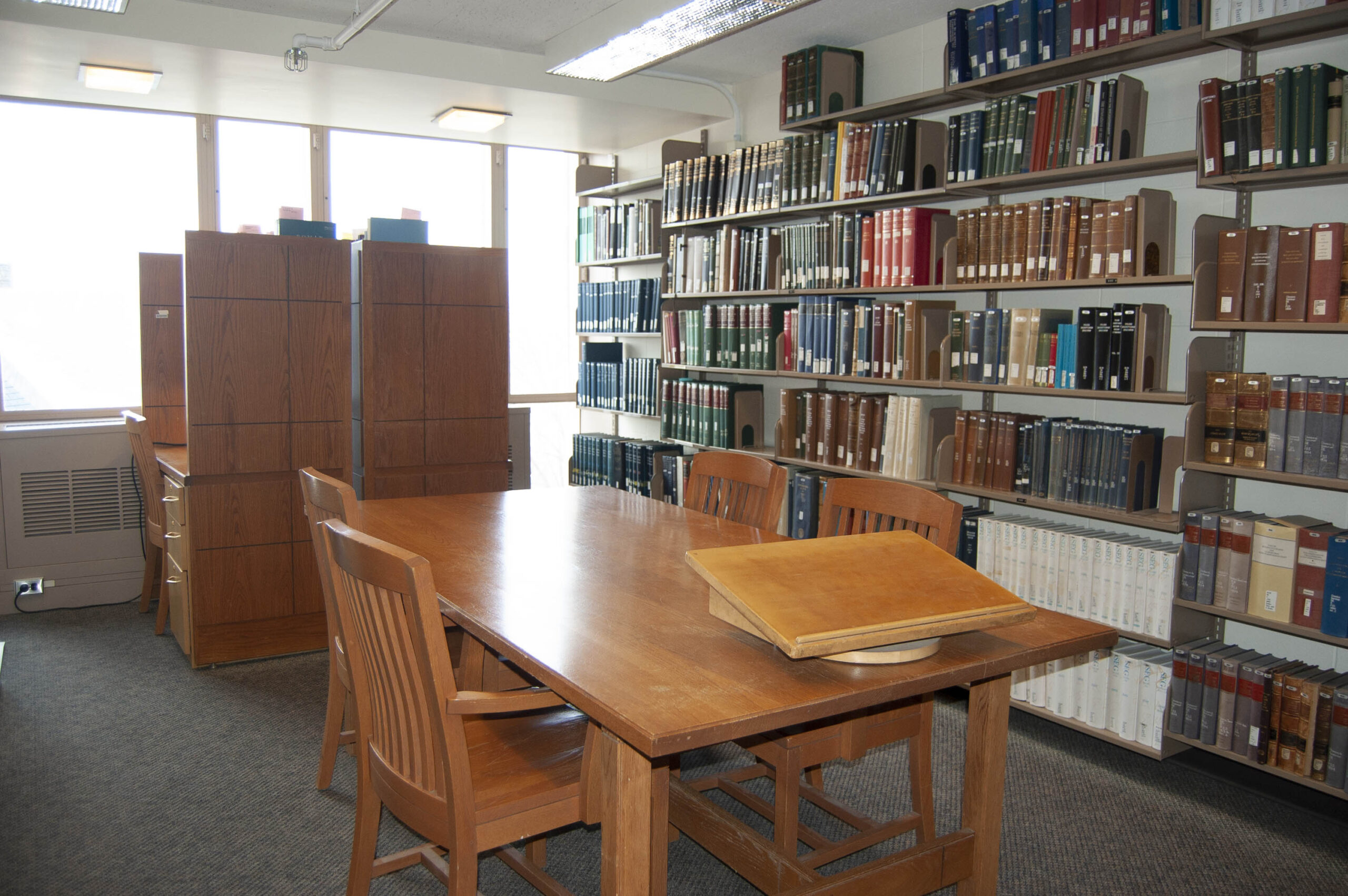 Olin 604 Classics Reading Room – Cornell University Library